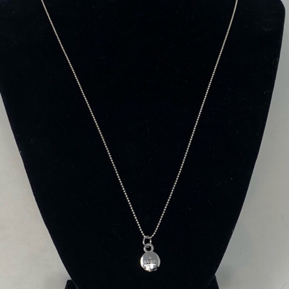 Gucci Made in Italy Silver Small Round Pendant on Sterling Silver 925 chain. - Picture 7 of 10
